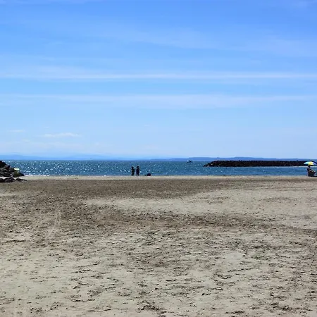 アパート Vue Port Malfato